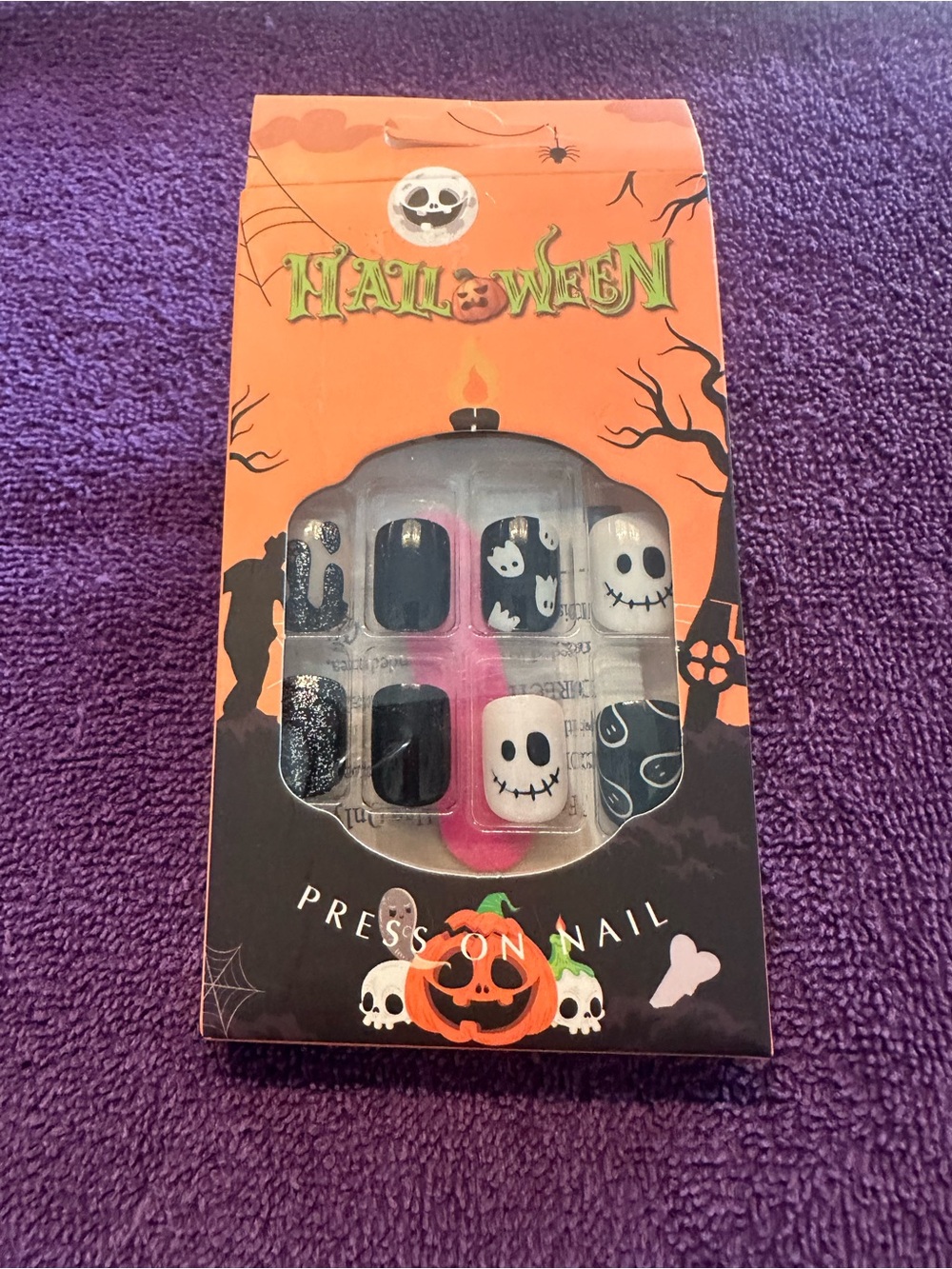 Halloween Themed Press-On Nail Set - Black & White